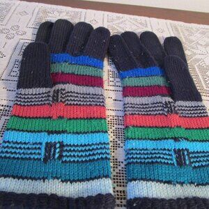 Striped knit winter gloves in used condition. Small size